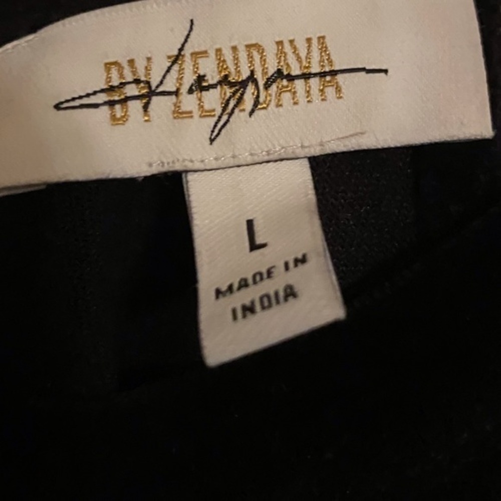 daya by Zendaya One Shoulder Velour Jumpsuit Black Size Large - Picture 3 of 6